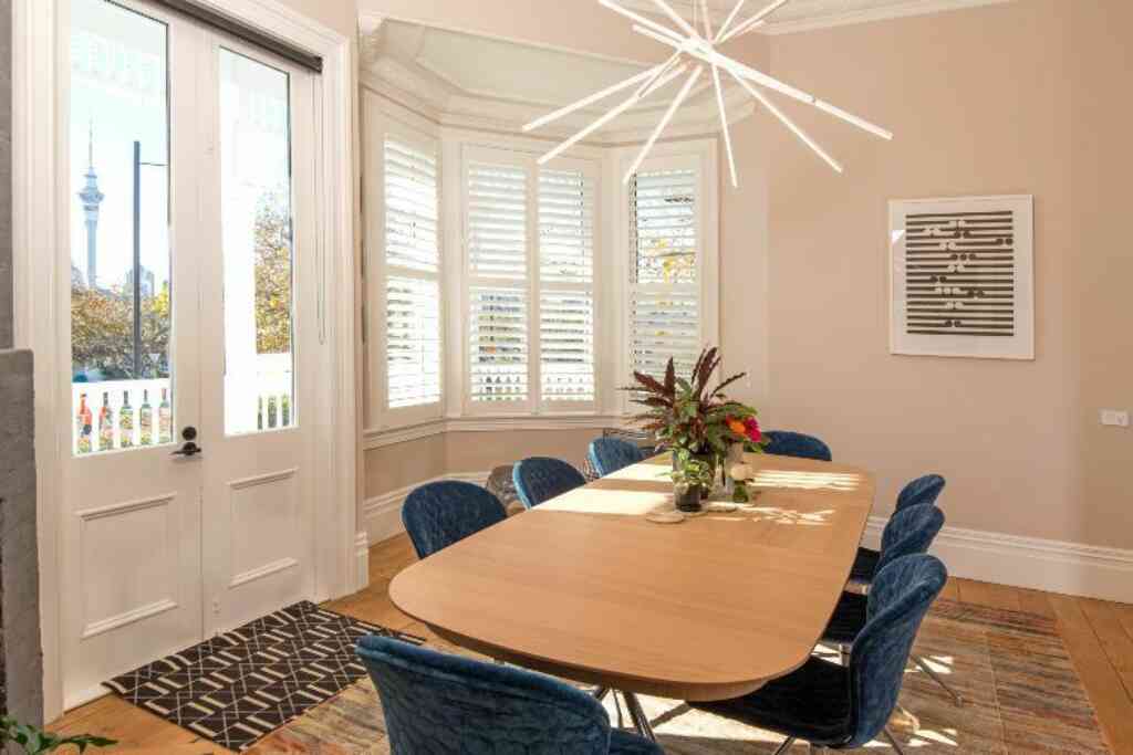 Choosing window blinds and shutters like a pro