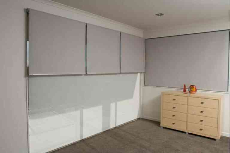 Optimising your home office space with window blinds