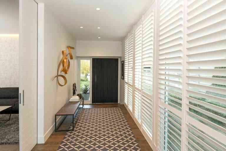 Tips and tricks for cleaning blinds and shutters