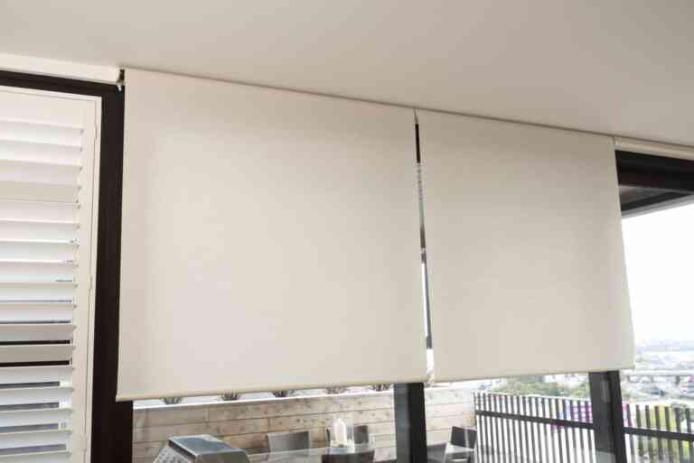 Locked Joint Free Wheel Blinds