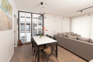 Energy-saving roller blinds